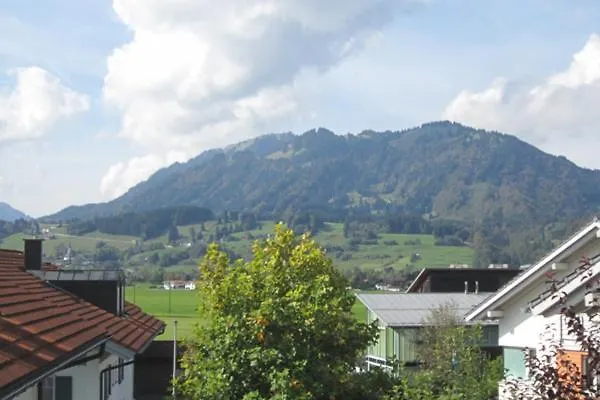 Gruener In Ruhiger, Zentraler Lage Von Im Oberallgaeu Apartament Burgberg (Bavaria)