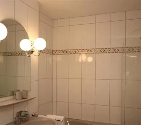Chaletwohnung Gruener In Ruhiger, Aber Doch Zentraler Lage Von Burgberg Burgberg (Bavaria)